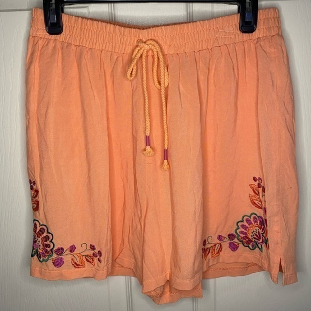 Peach Orange Shorts with Bohemian Floral Embroidery, Beach Shorts, size M